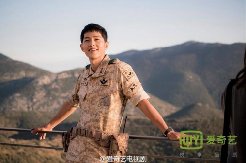 bao-tin-nhanh-phim-cua-song-joong-ki-11
