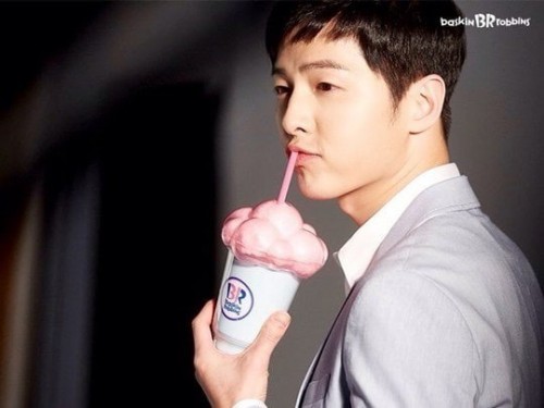 song-joong-ki-_1462420711_c1