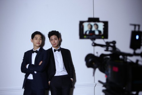 Song-Joong-Ki-Park-Bo-Gum-Dominos-3