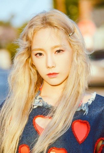 Taeyeon-5-768x1124