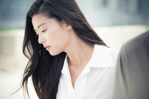 jun-ji-hyun-the-legend-of-the-blue-sea-3